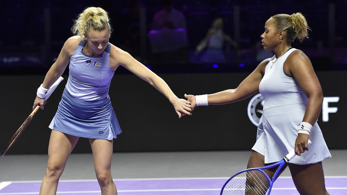 Siniaková může získat podruhé deblovou trofej na Turnaji mistryň