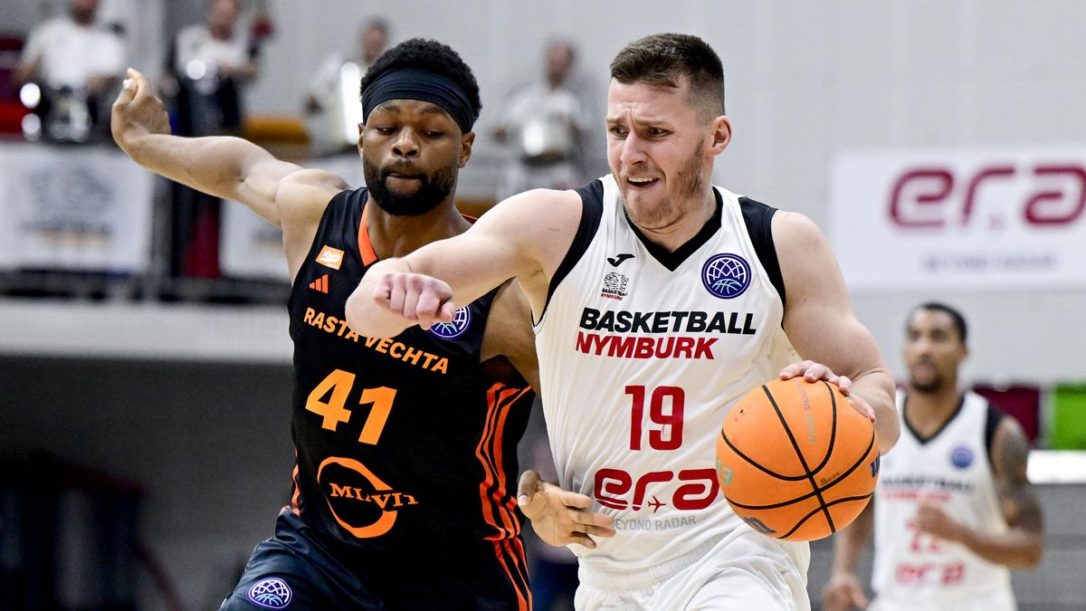 Basketbalisté Nymburka opět vyhráli a jsou minimálně v baráži o osmifinále
