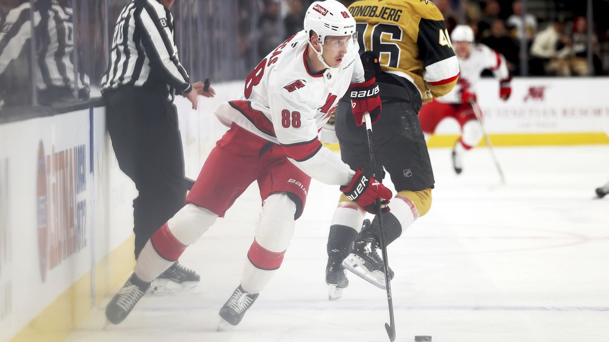 PŘÍMO Z NHL: Nečasovaná bomba! Užívám si, když mě lidi podceňují, říká česká hvězda Caroliny