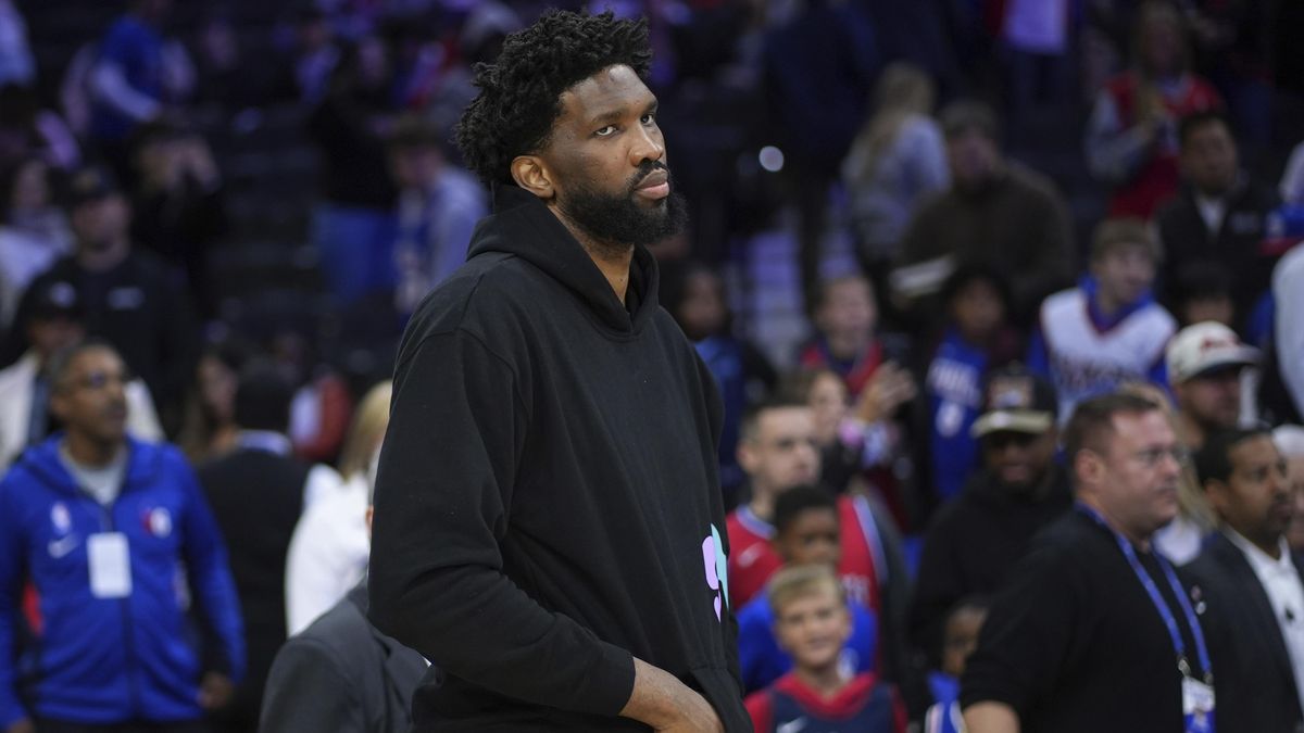 Embiid dostal od NBA trest na tři zápasy za vyhrocený konflikt s novinářem