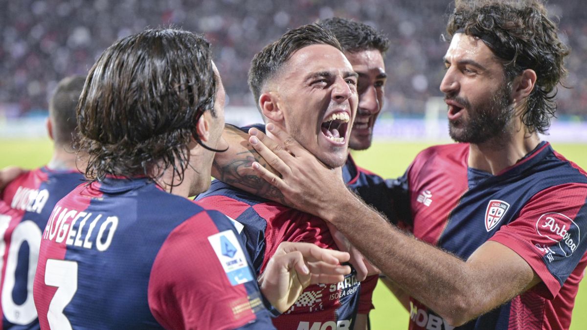 Supertalent AC Milán nepomohl, Cagliari získalo v divoké přestřelce bod
