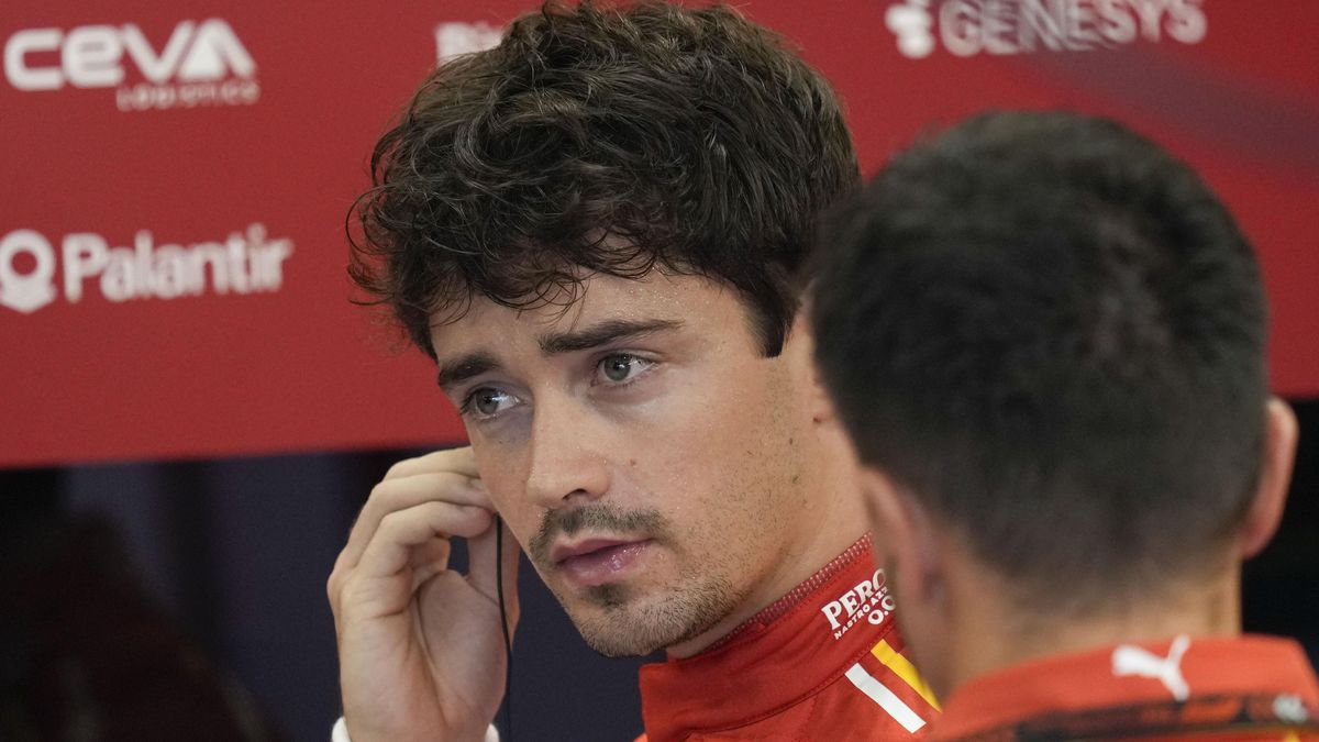 Pilot F1 Leclerc dostal pokutu za vulgaritu na tiskové konferenci
