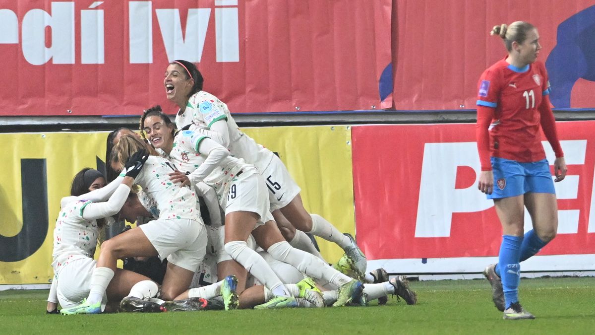 Portugalské přemožitelky českých fotbalistek si na ME zahrají se Španělkami