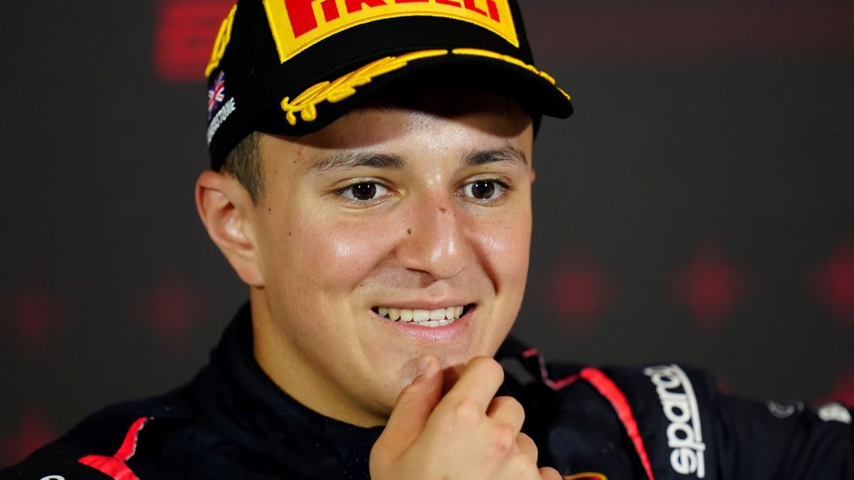Formule 1 už zná kompletní jezdeckou sestavu pro příští rok, Lawsona v RB nahradí nováček