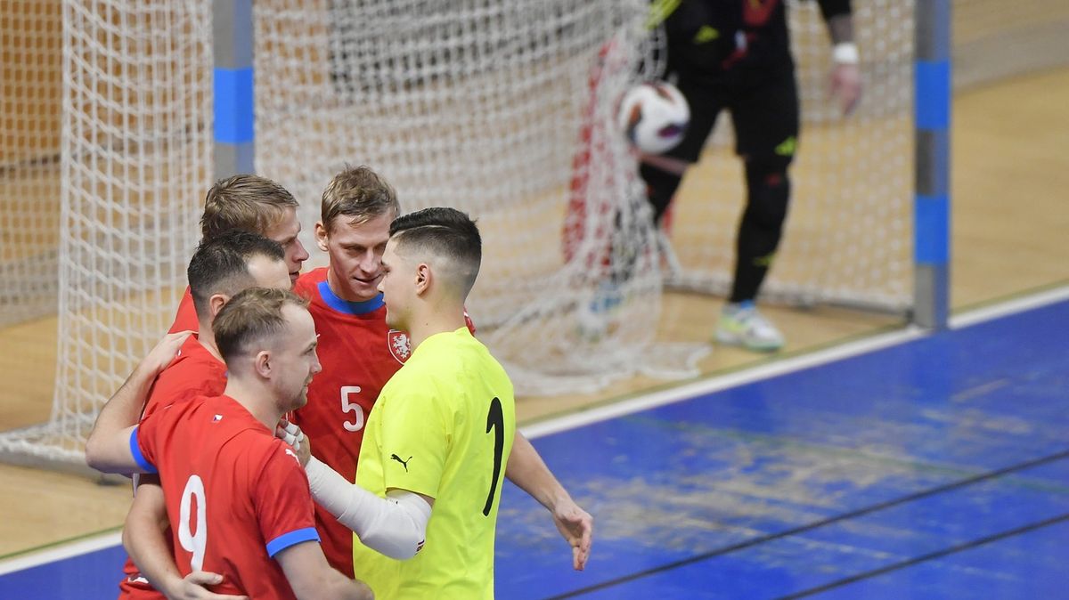 Futsalisté v Srbsku neudrželi čtyřgólové vedení a pouze remizovali