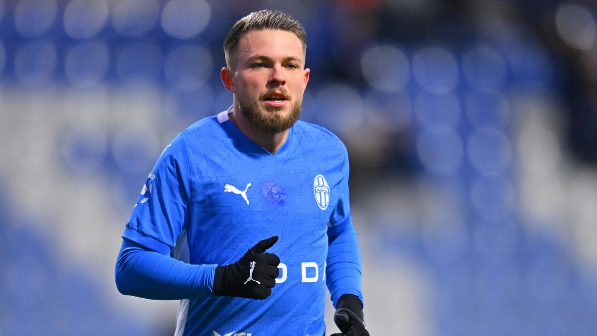 Druhý pokus. Slavia znovu krouží kolem reprezentačního útočníka Kušeje