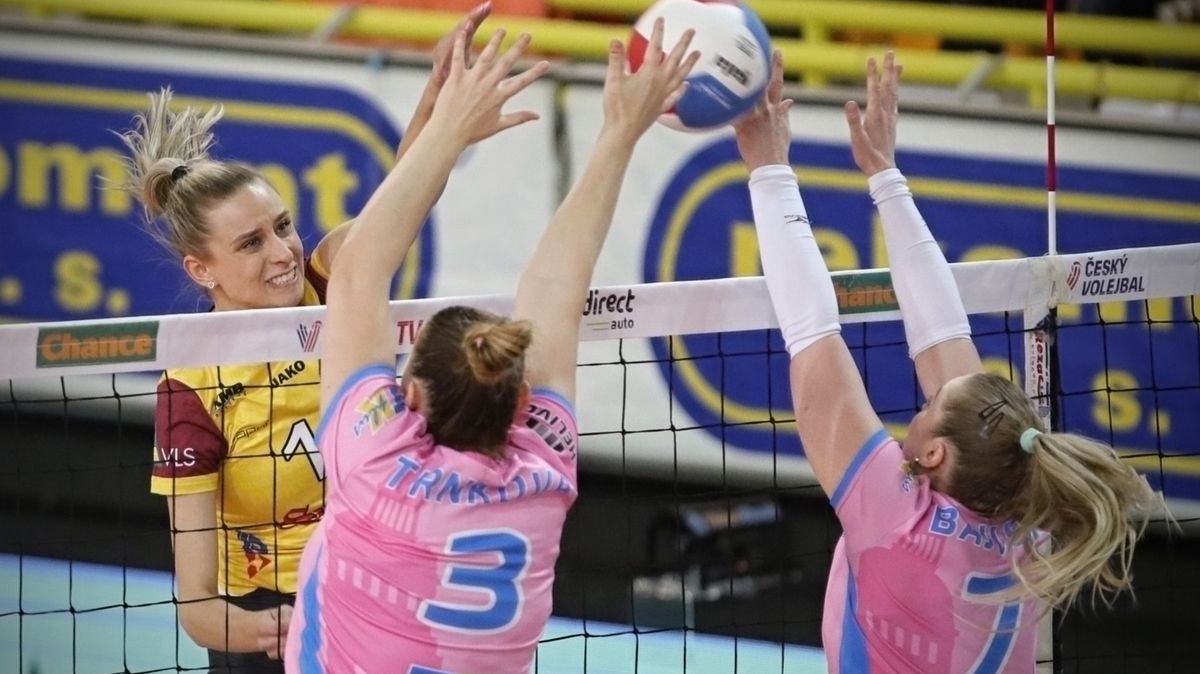 Poslední český zástupce v pohárech padl a je blízko vyřazení, odveta bude náročná