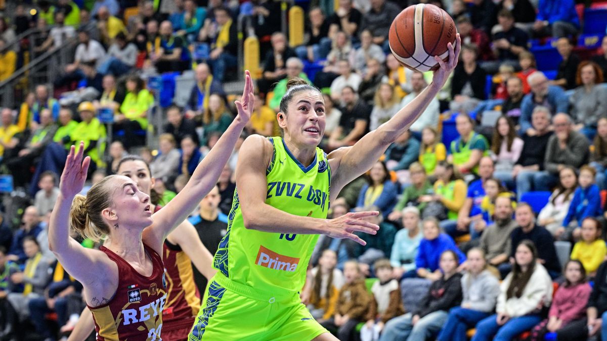 Basketbalistky USK v duelu pohárových účastníků vyhrály v Chomutově 