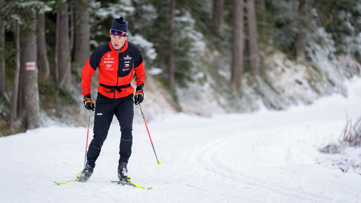 Čtyři sekundy chyběly k medaili na juniorském MS lyžaři Bauerovi