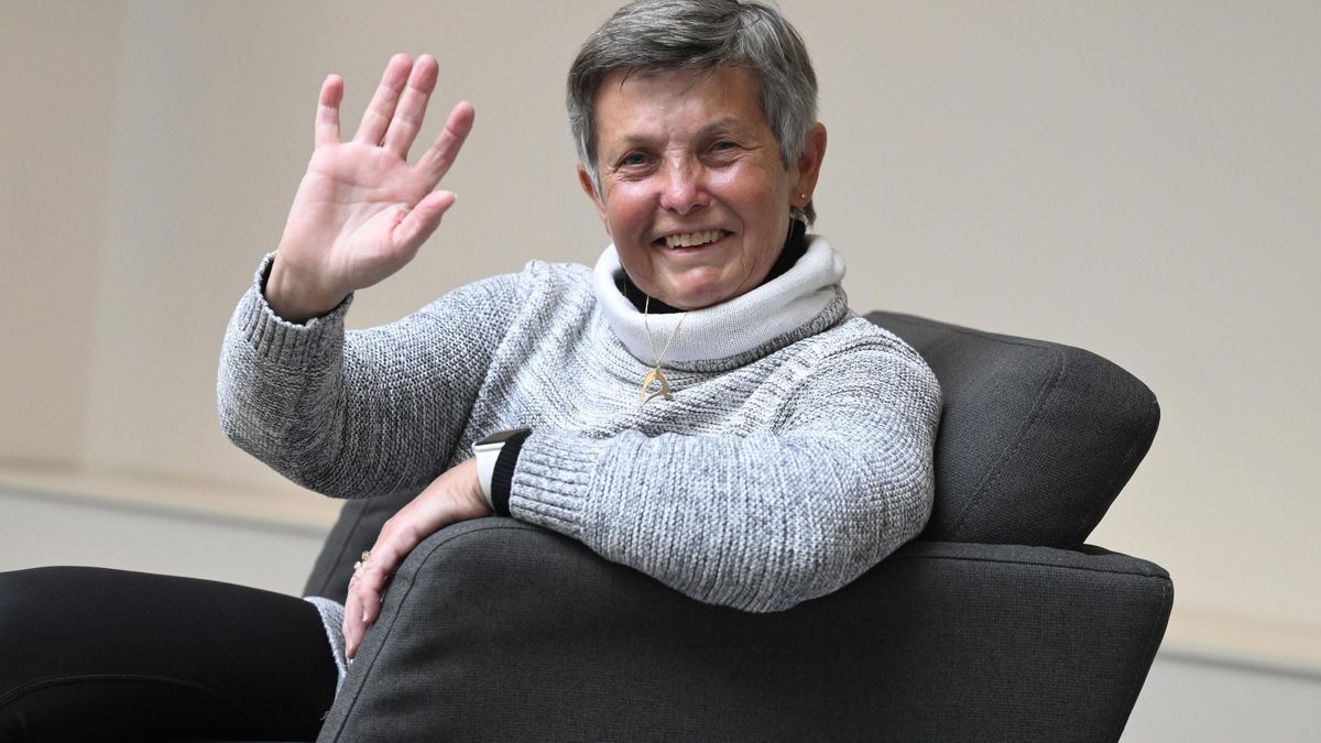 Nejmladší česká šampionka se dočká pocty. Na tréninky chodila mezi tanky, vlastnímu hrobu se jen smála