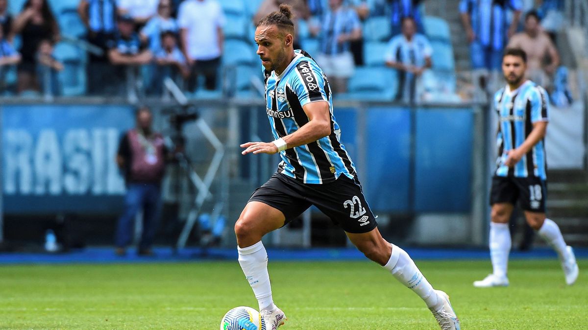 Danish Star Aims to Buy Former Club Espanyol