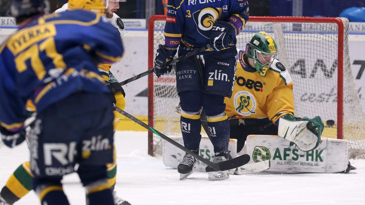 Vedoucí Zlín zdolal i potřetí hokejisty Vsetína a unikl jim na dva body
