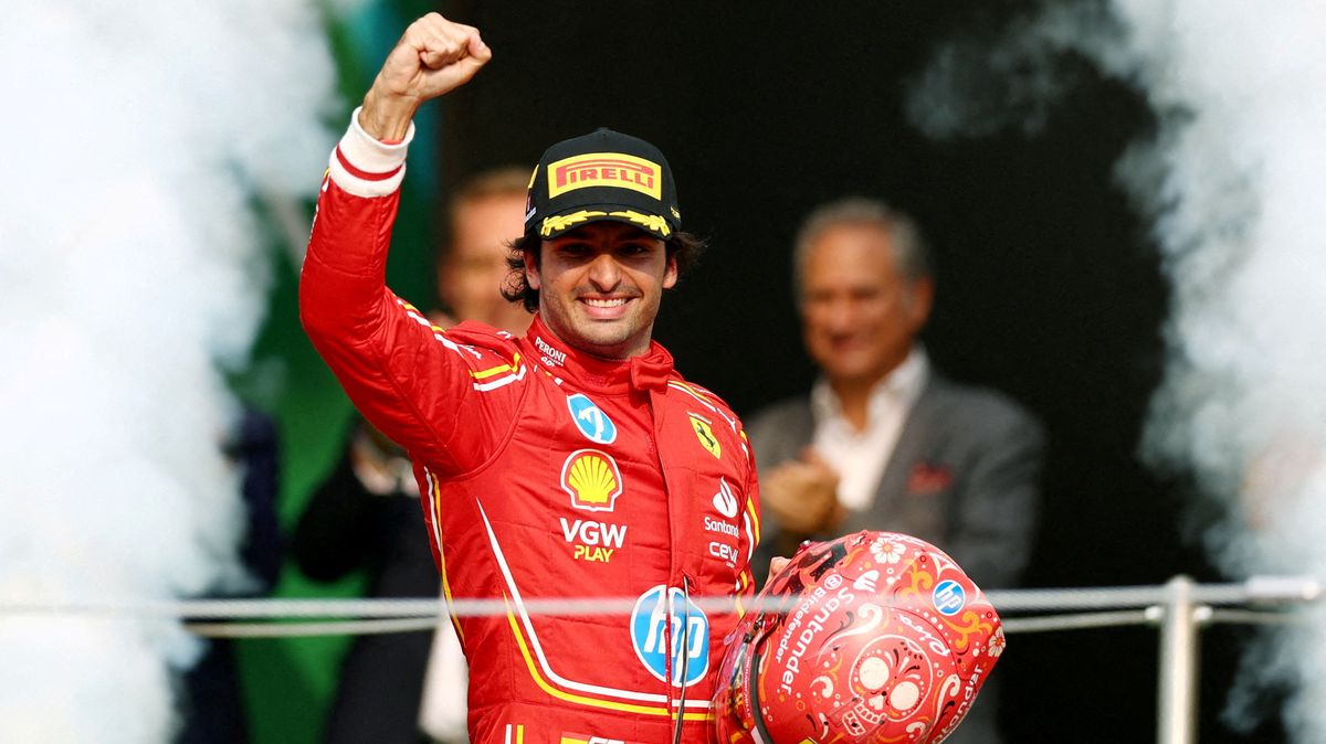 Ferrari ranilo jeho ego, Sainz se oklepal a těší na novou výzvu