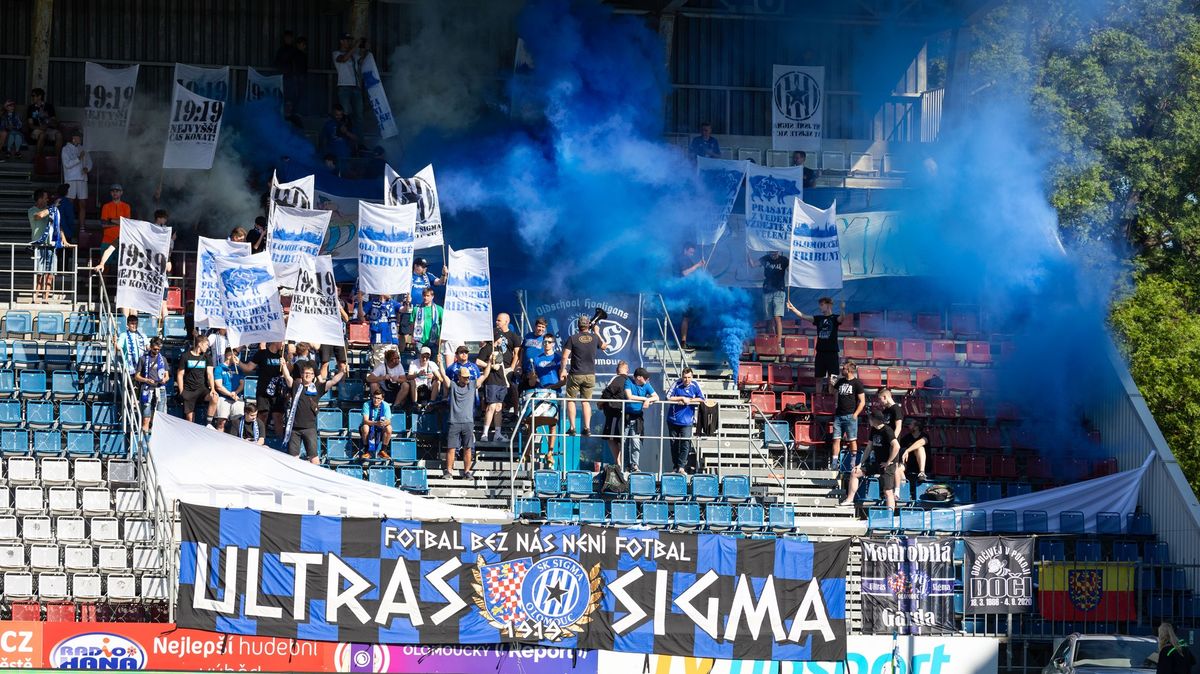 Fanoušci Sigmy poničili hostující stadion. Vedení vyslalo jasný vzkaz