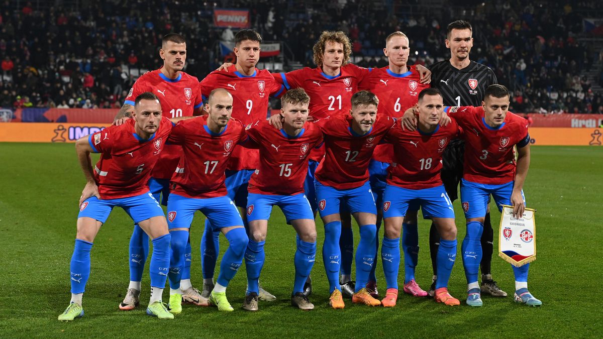 Čeští fotbalisté zůstali v posledním letošním vydání žebříčku na 42. místě