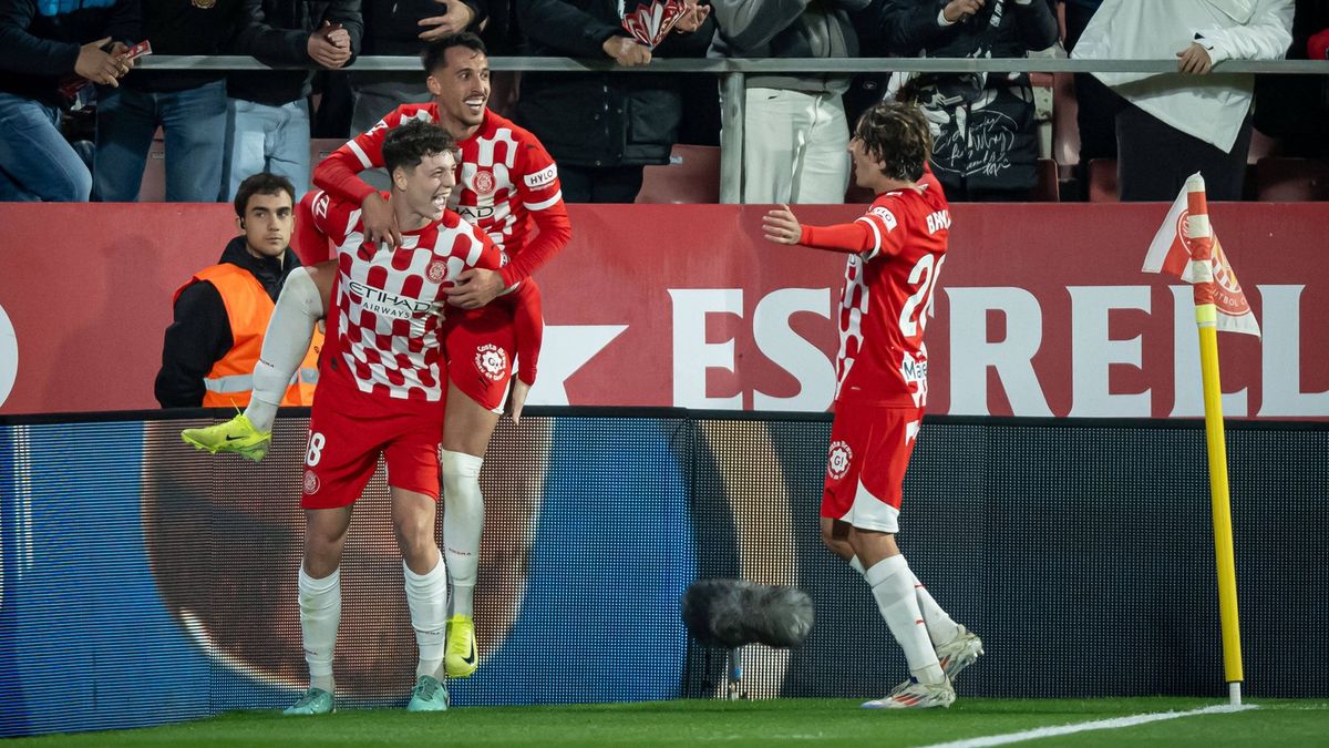 Čech dal gól v La Lize po třinácti letech, Krejčí je chválen i za odvahu