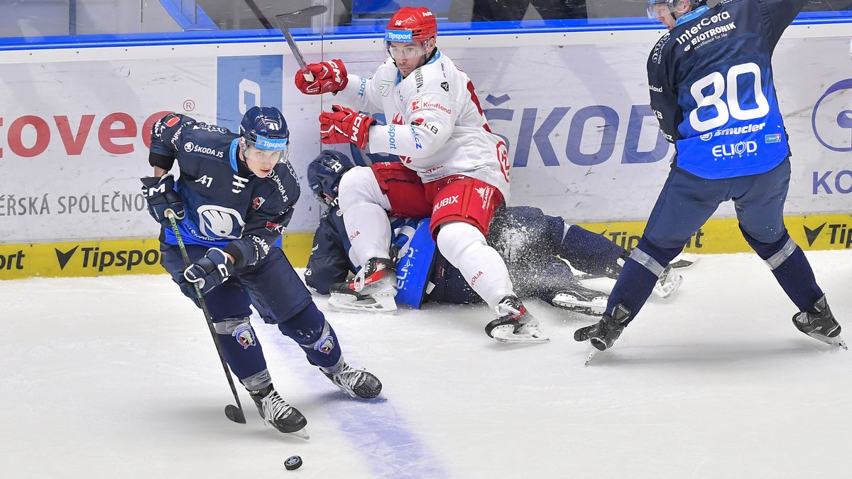 Třinecký Daňo dostal trest na jeden zápas za faul na plzeňského Klepiše