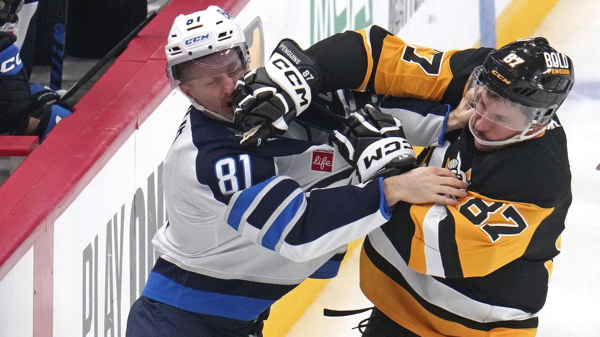 Pittsburgh se nechytá. Frustrovaný Crosby vyprovokoval bitku