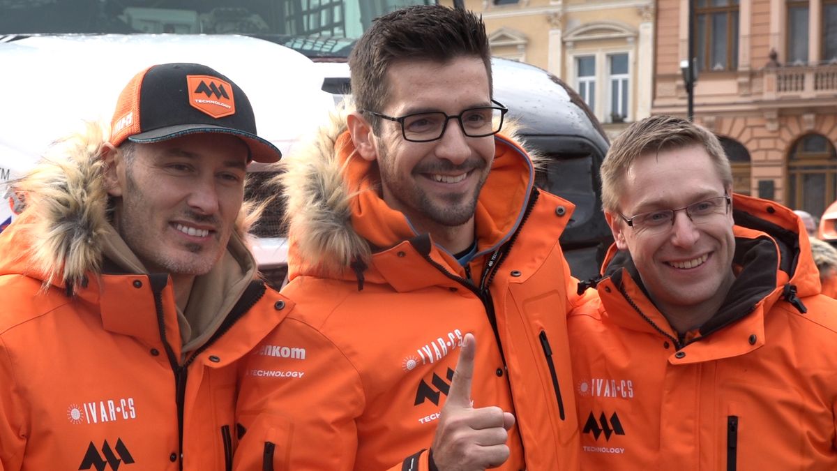 Komplikace v týmu vítěze Dakaru. Macíkův navigátor skončil v nemocnici