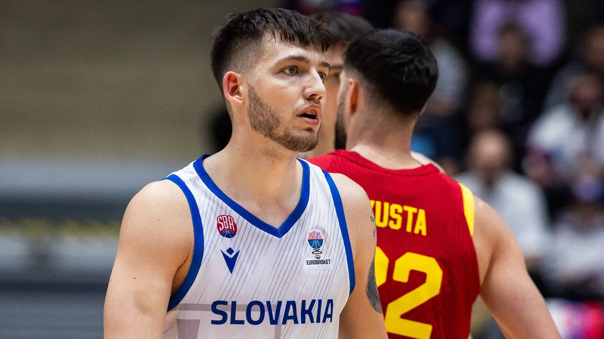 Čtyři desetiny od senzace. Slovenské basketbalisty položila šílená hrubka časoměřičů
