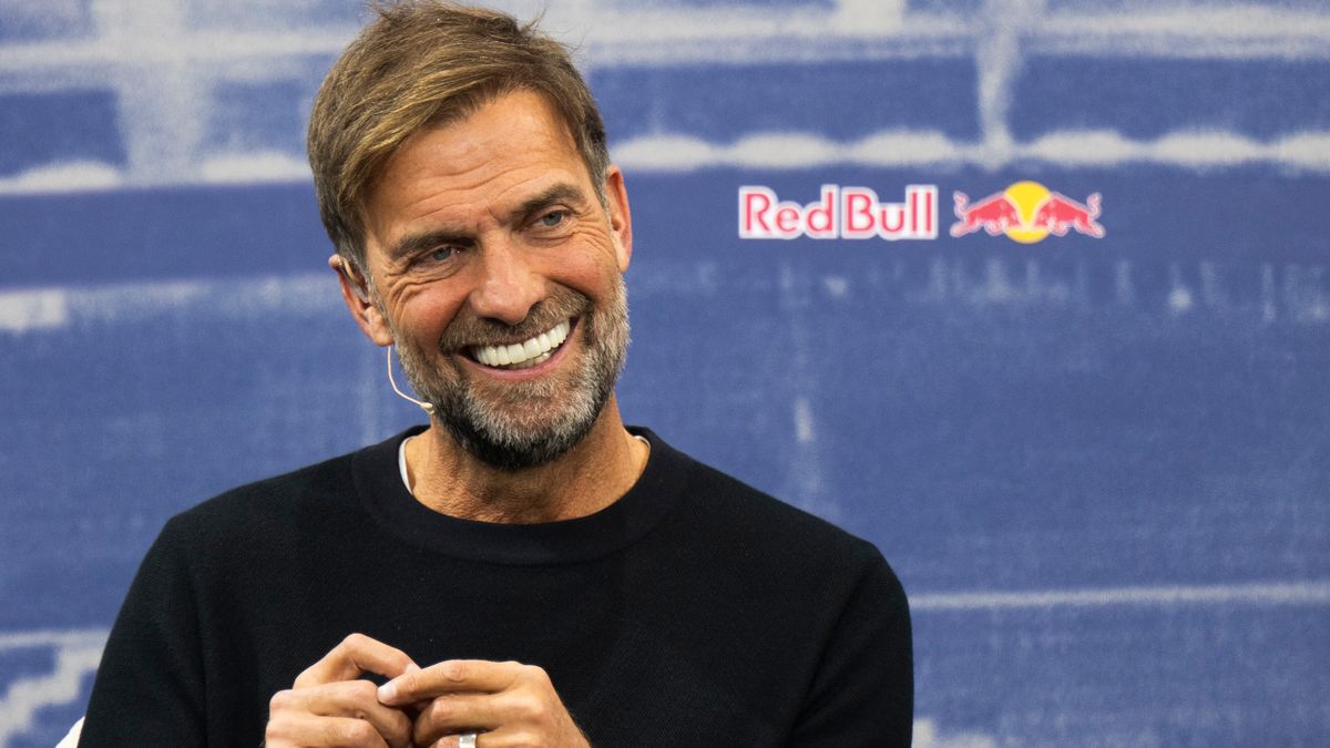 Vysmátý Klopp rýpal do novináře: Seberte mu mikrofon!