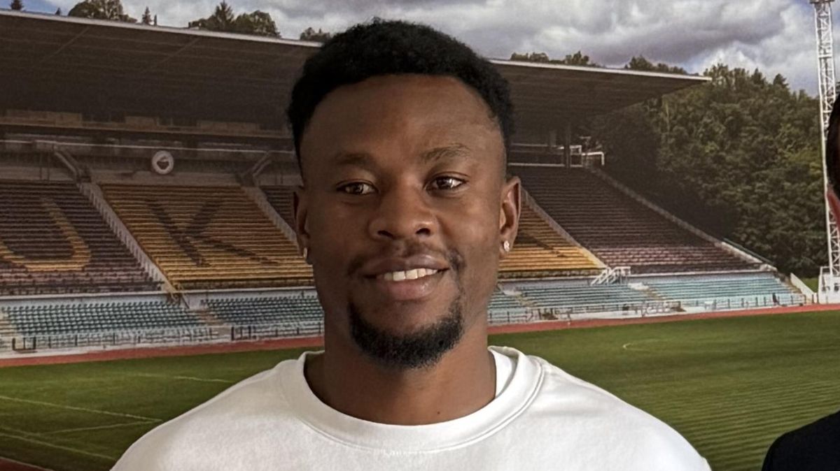 Syn legendárního kanonýra? Střelec jako Lukaku? Duklu posílil kamerunský útočník