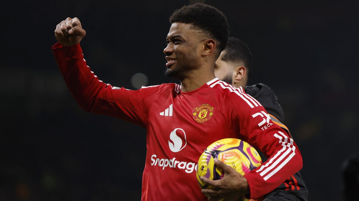 Manchester United díky Diallovu hattricku v závěru porazil Southampton
