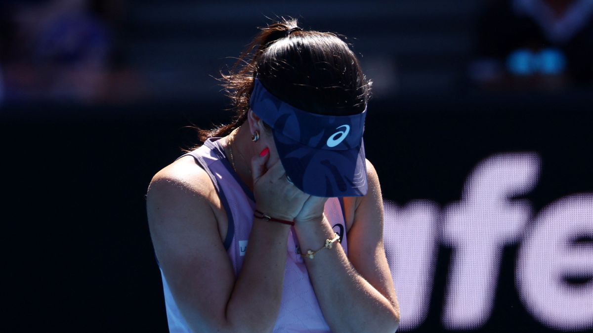 Pět minut před zápasem zjistila, že hraje na Australian Open. Domácí jedničku dohnala k slzám