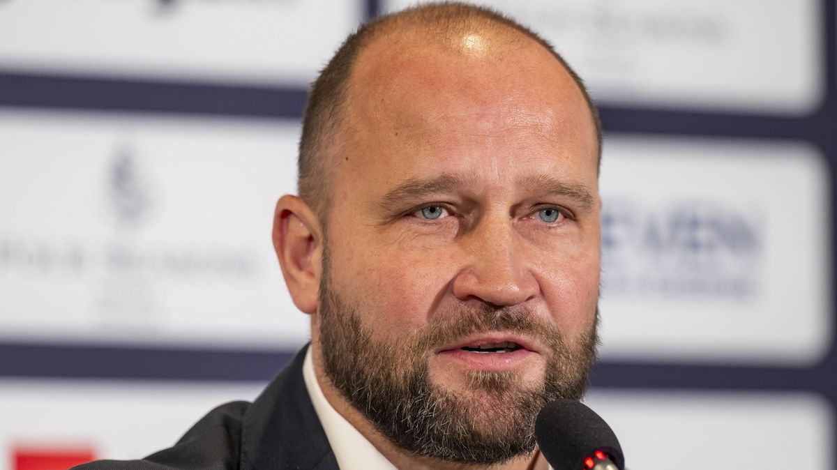 Šlégr mění plán, do zámoří vyráží až v březnu. Těžko poskládáme sestavu jako v Praze, tuší