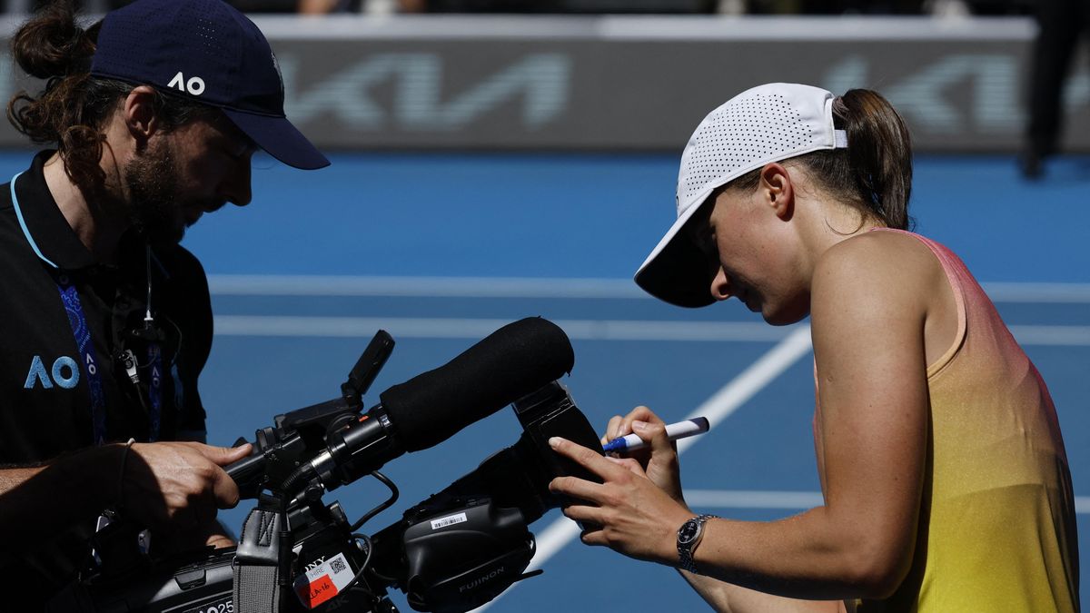 Strašný obrázek pro tenis, zuří expert. Na Australian Open se řeší kontroverzní bod Šwiatekové