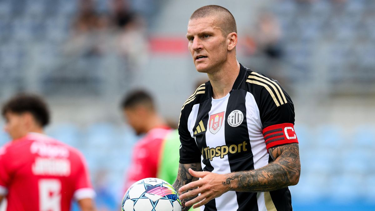 Baník může před Spartu, Budějovice hostí záchranářský souboj, večer první derby roku