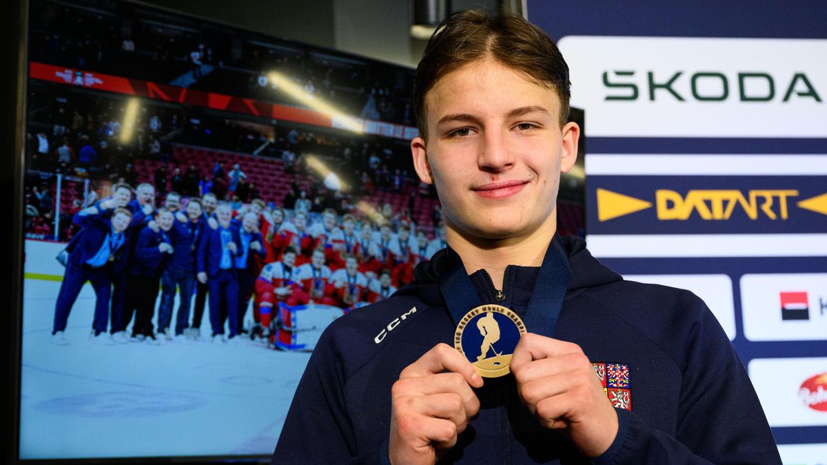 Sikoru v Třinci fandové zdravili bučením. Takové přivítání se mi moc líbilo, usmíval se