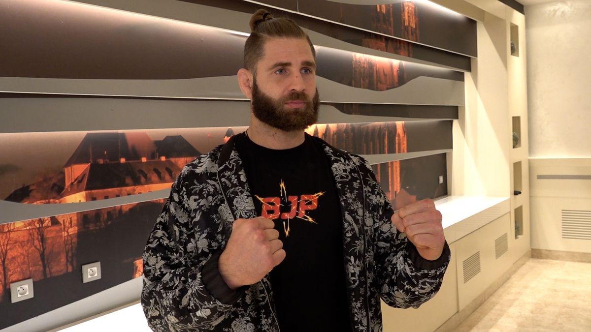 Procházka míří do UFC lovit, chystá speciální účes. Drzému soupeři vyslal vzkaz