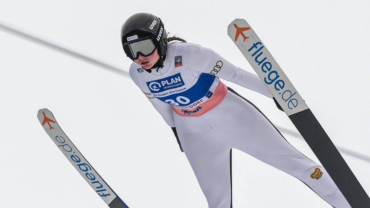 Skokanka Anežka Indráčková ve Villachu potřetí v sezoně SP bodovala