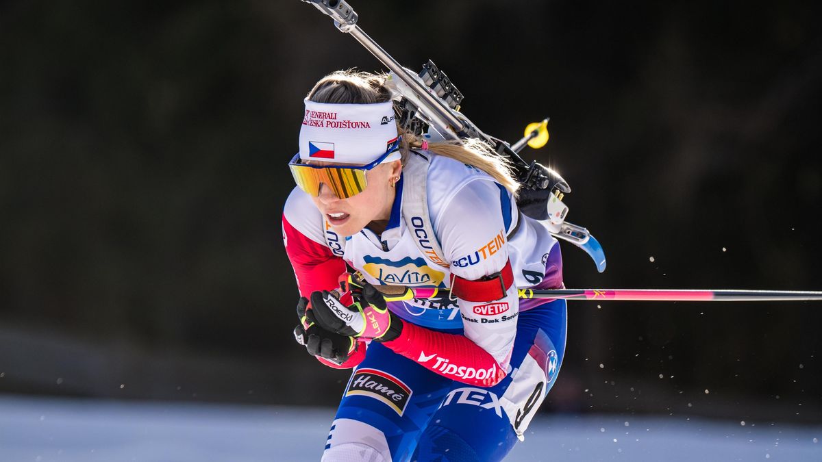 Poslední závod před světovým šampionátem. Biatlonistky čeká štafeta