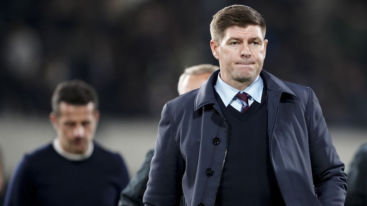 Gerrard skončil jako trenér fotbalistů al-Ittifáku