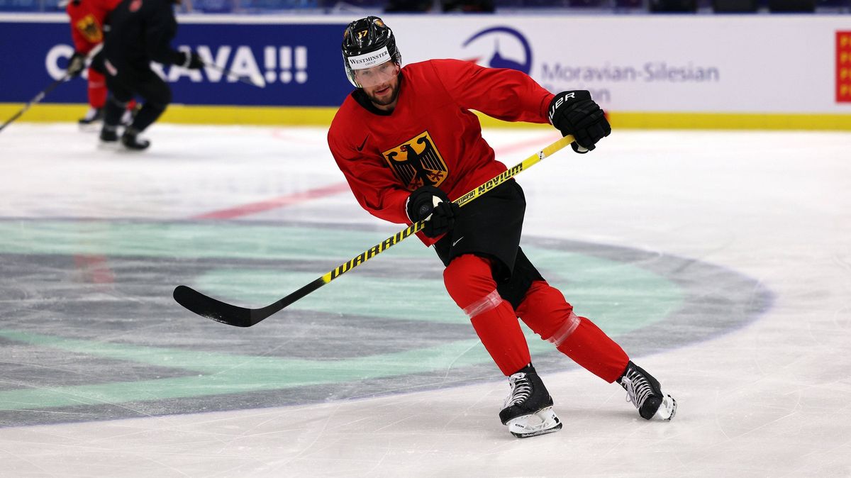Po úmrtí hokejového reprezentanta Edera odložili Eisbären další zápas