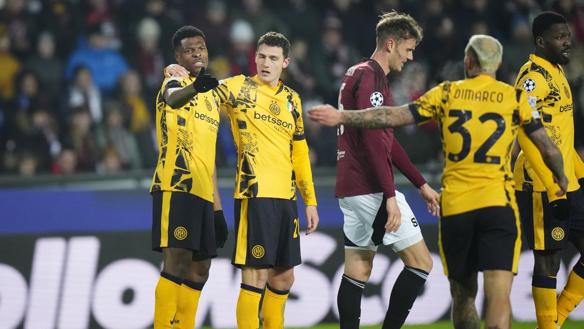 Italové jsou v údivu z neuznaného gólu na Spartě: Neuvěřitelné