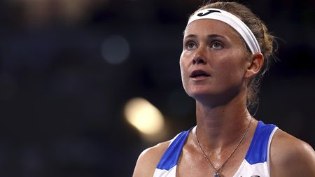 Bouzková se hulákání z hlediště snažila nevnímat. Asi byli podnapilí, takhle se tu fandí