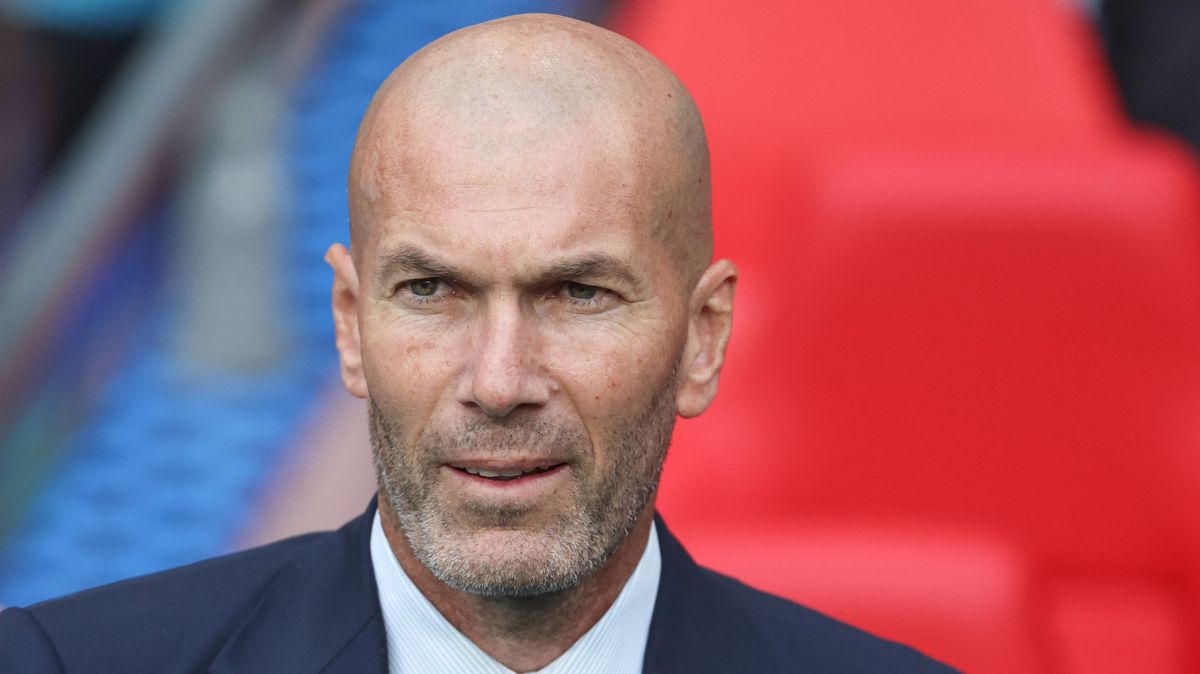 Legendární Zidane chystá trenérský comeback, rád by vedl reprezentaci