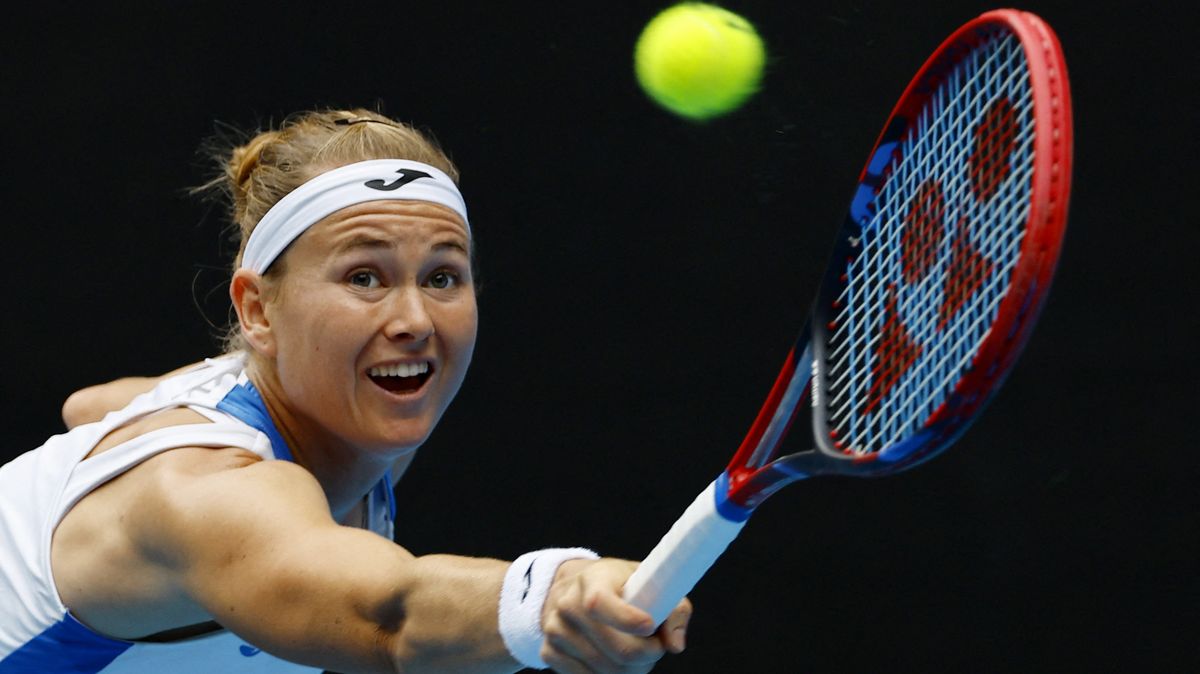 Loňská finalistka Bouzková začala v Bogotě vydřenou výhrou