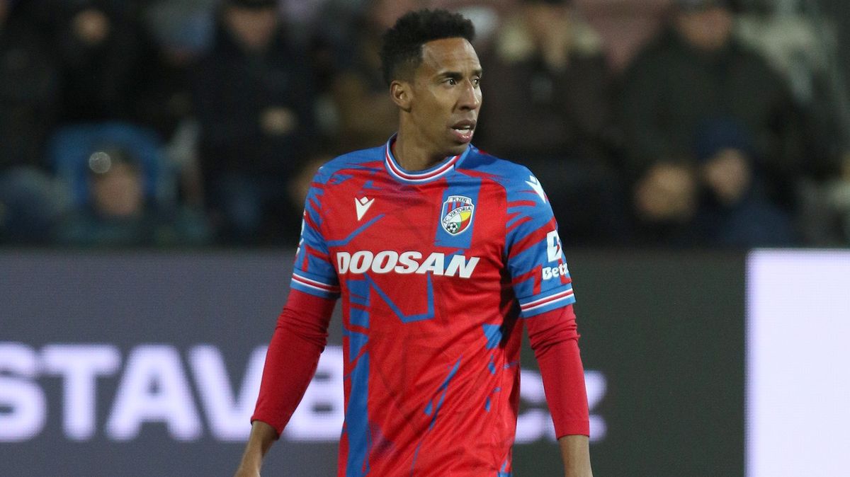 Mosquera přes palubu. Plzeň naopak bere na soustředění uzdraveného Durosinmiho