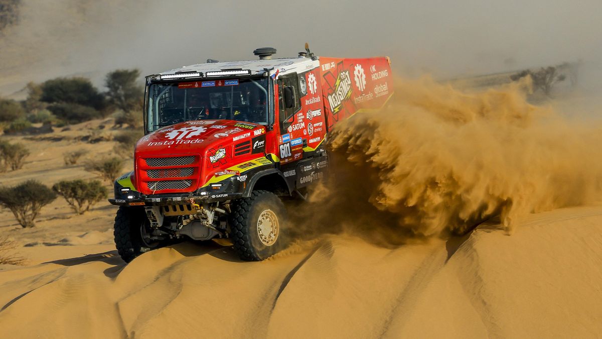 FOTO: Písečná bouře i poslední přípravy. Do Rallye Dakar zbývají už jen hodiny