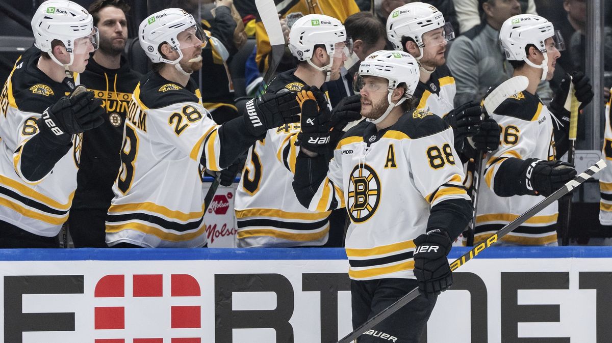 Pastrňák rozkládá kabinu? Samé lži, ohradil se bostonský kapitán