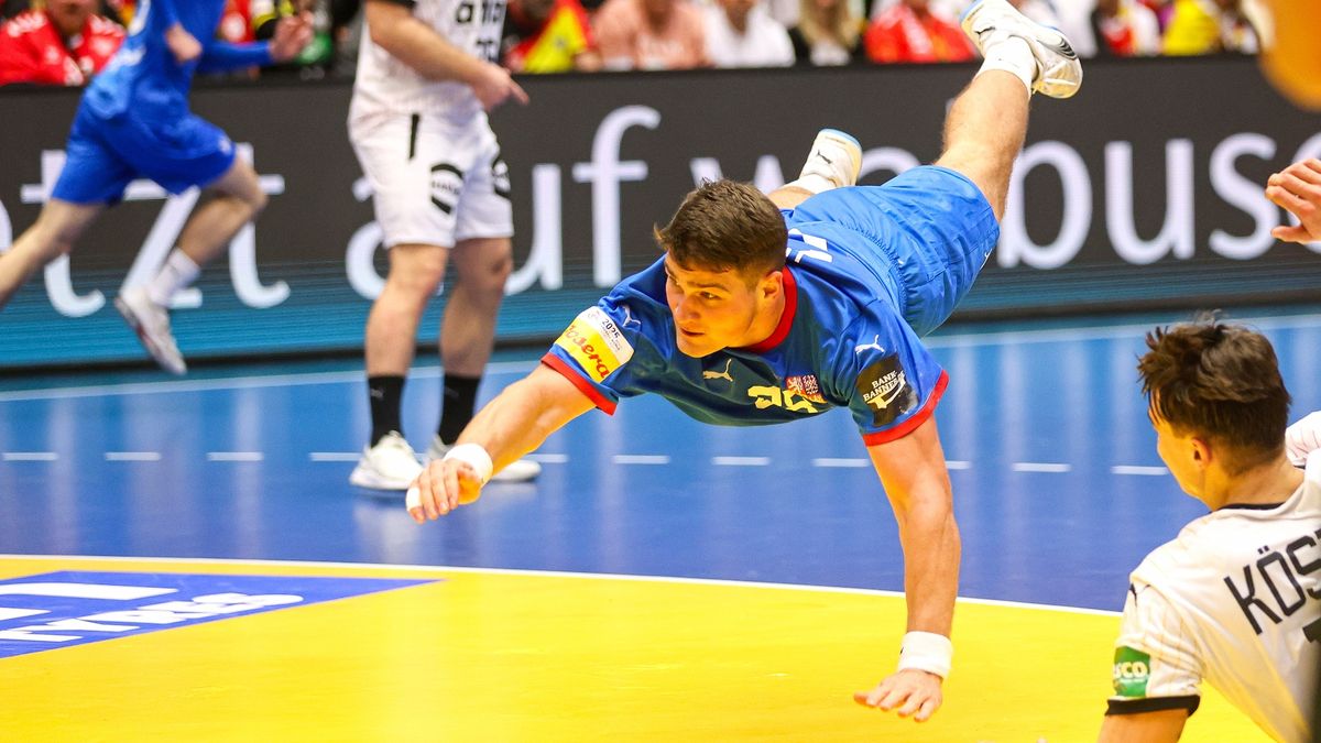 Umíme se prát s nejlepšími, ale dělali jsme chyby jako z mladších žáků, mrzí házenkáře