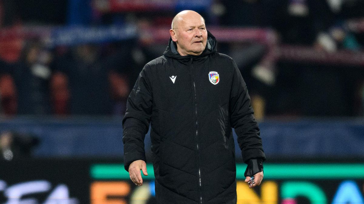 Nemluvme teď o Slavii, nechte mě si dát štamprličku na osmifinále, vtipkoval Koubek