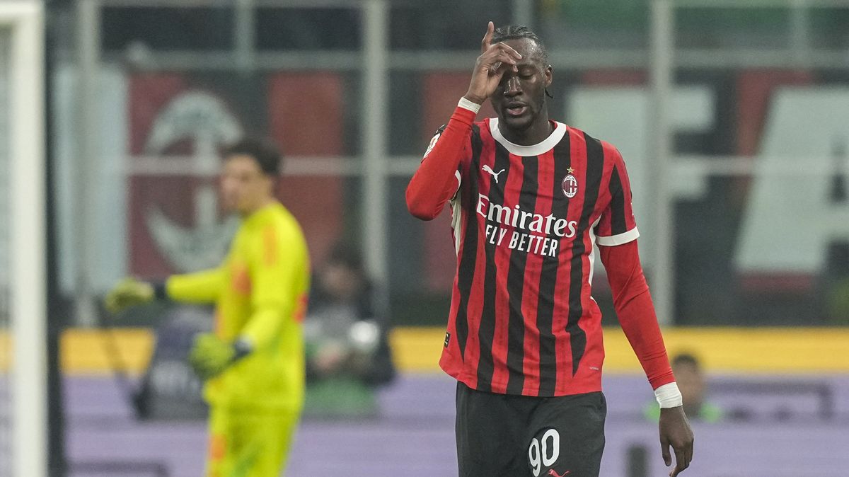 Fotbalisté AC Milán postoupili do semifinále přes AS Řím