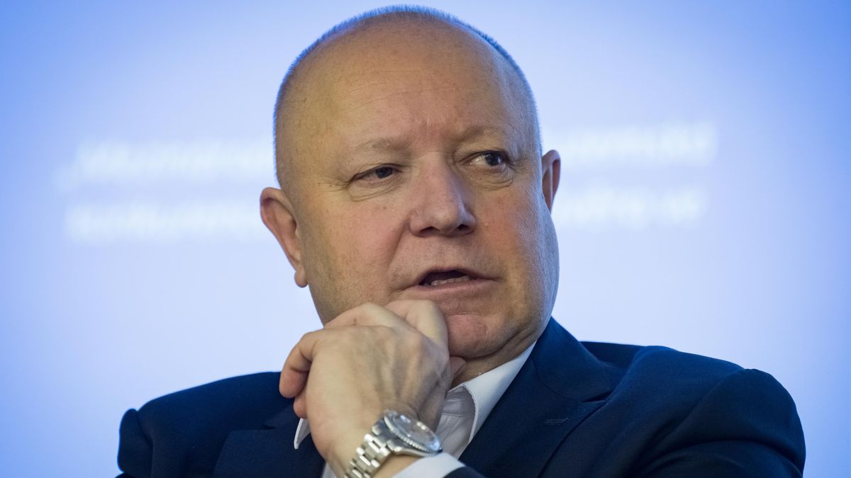 Moje práce je v poločase, nemám se za co stydět, vysvětluje Fousek, proč chce dál vést český fotbal