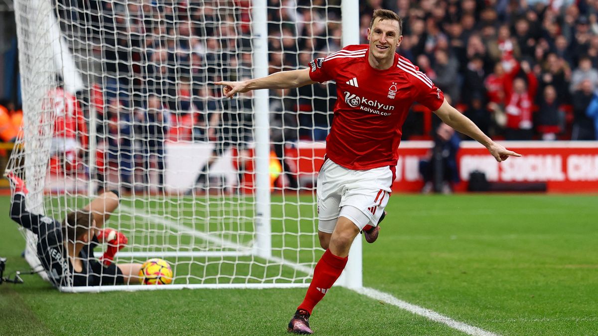 Životní forma a hattrick! Skromný chlápek řídil demolici, šlape na paty Haalandovi