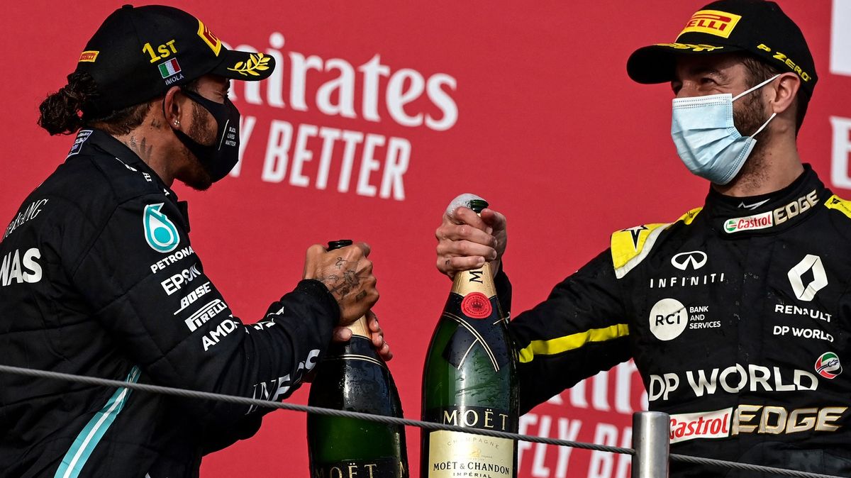 Oslavy na stupních vítězů formule 1 se vrátí do tradičních kolejí